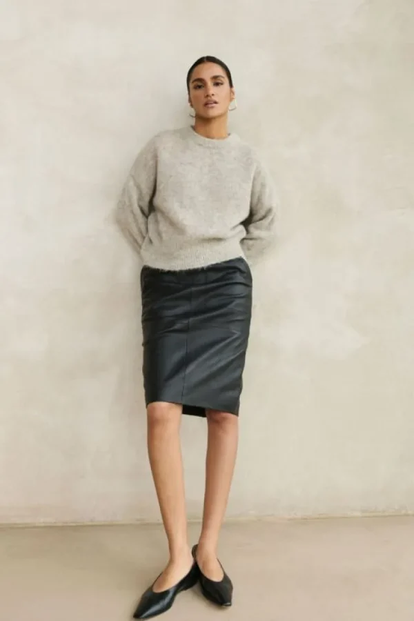 basic leather skirt | -By bar New