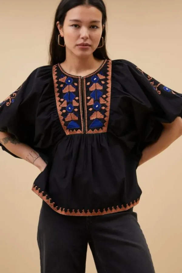 gabie embroidery blouse | jet black-By bar Outlet