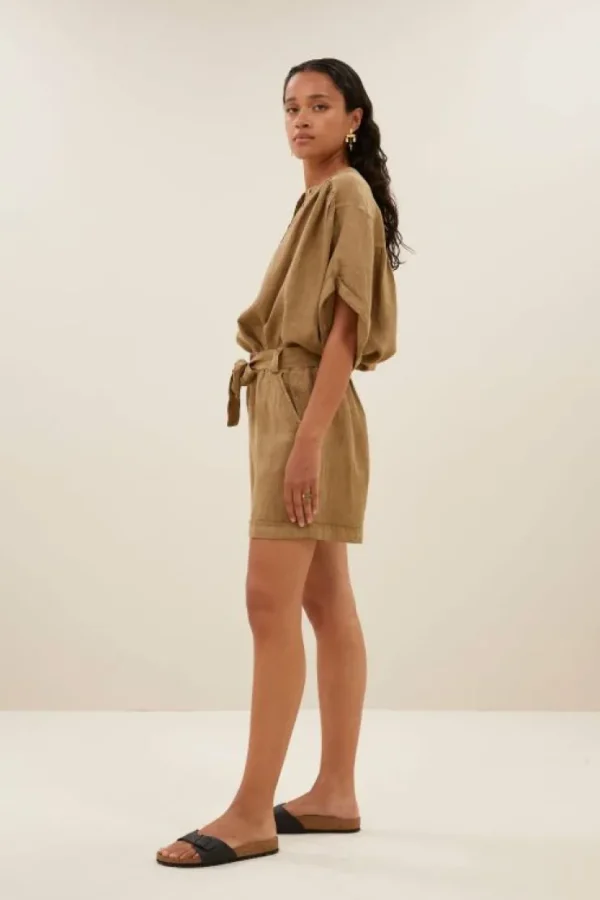 june linen shorts | khaki-By bar Store