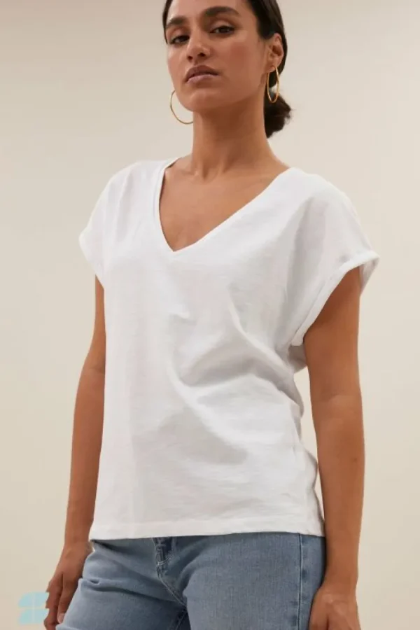 momi logo top | bright white-By bar Best Sale