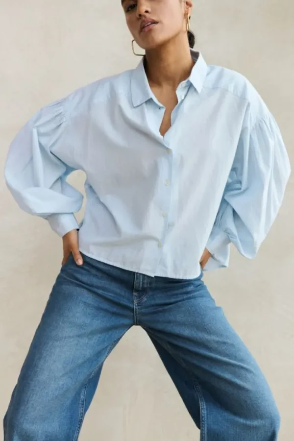 sarah short chambray blouse | light blue-By bar Hot